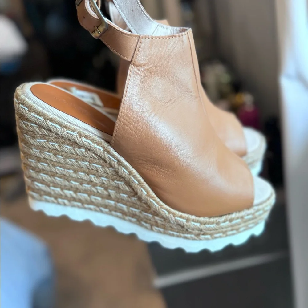 S.O.N.A.L.I. Tan Leather Espadrille wedge sandals. Size 40‎ NWT